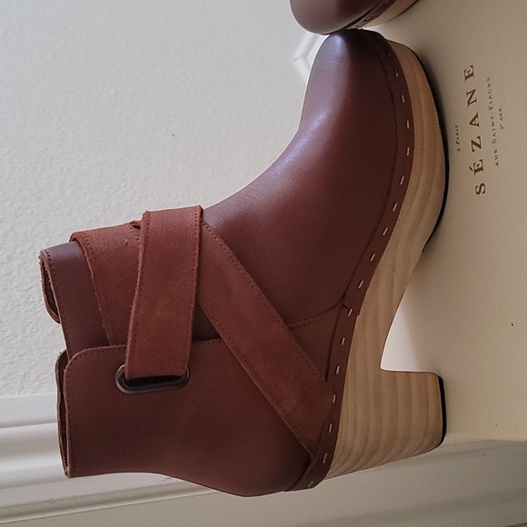 Free People Bungalow Clog Boot - Picture 8 of 8